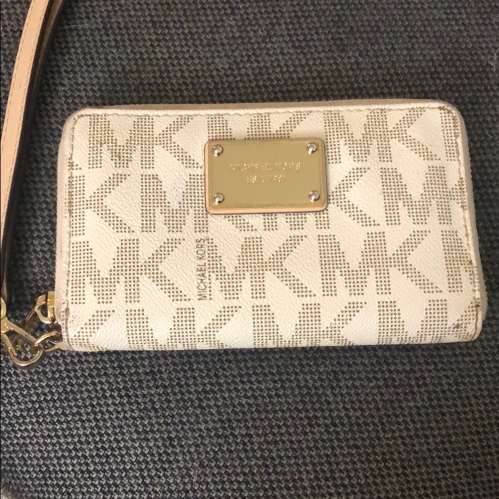 Michael Kors wallet
